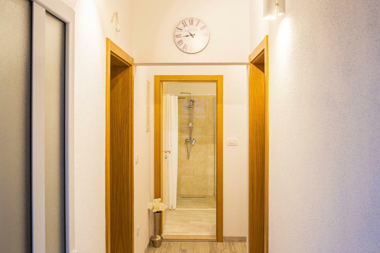Guest House Pelja Plano Екстер'єр фото
