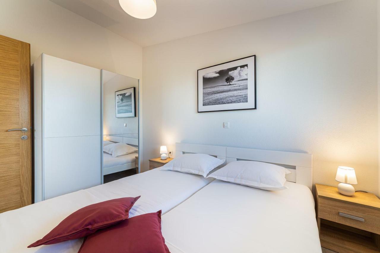 Guest House Pelja Plano Екстер'єр фото